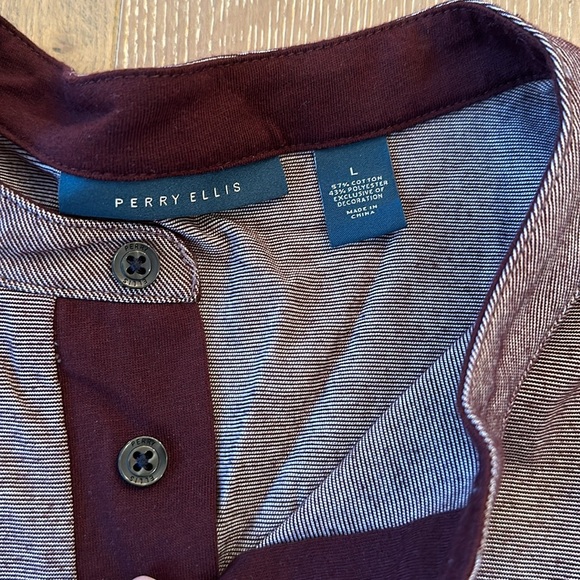 Perry Ellis Long Sleeve - Picture 3 of 3